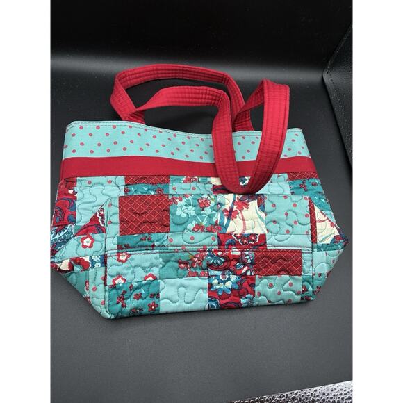 Donna Sharp "Abilene" Quilted Patchwork Look Shoulder TOTE - Picture 8 of 8